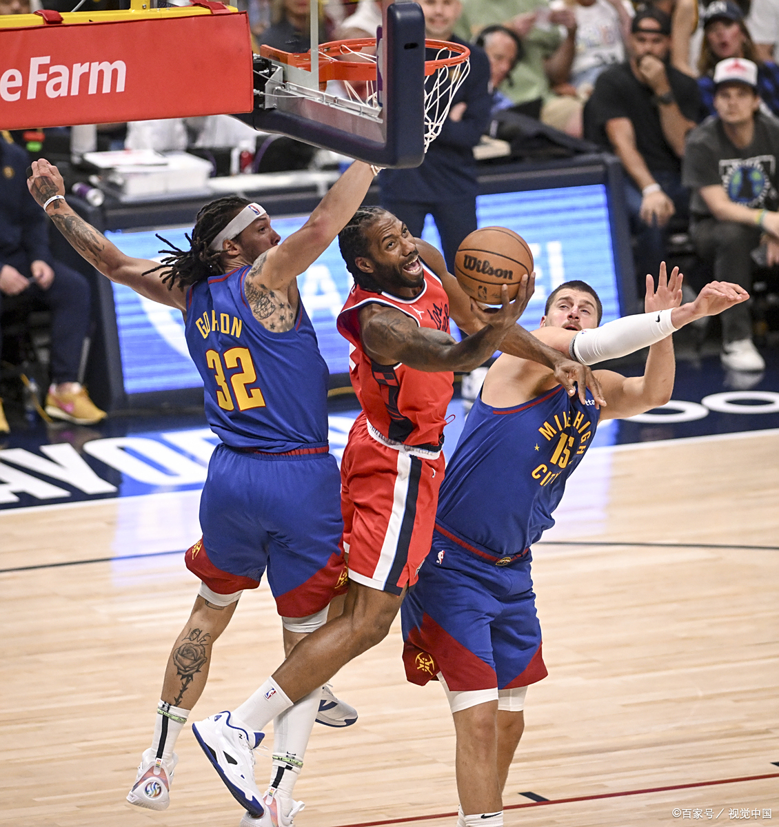 关于乔治单场砍下+,雷霆队险胜重返胜利轨道的信息 关于乔治单场砍下+,雷霆队险胜重返胜利轨道的信息