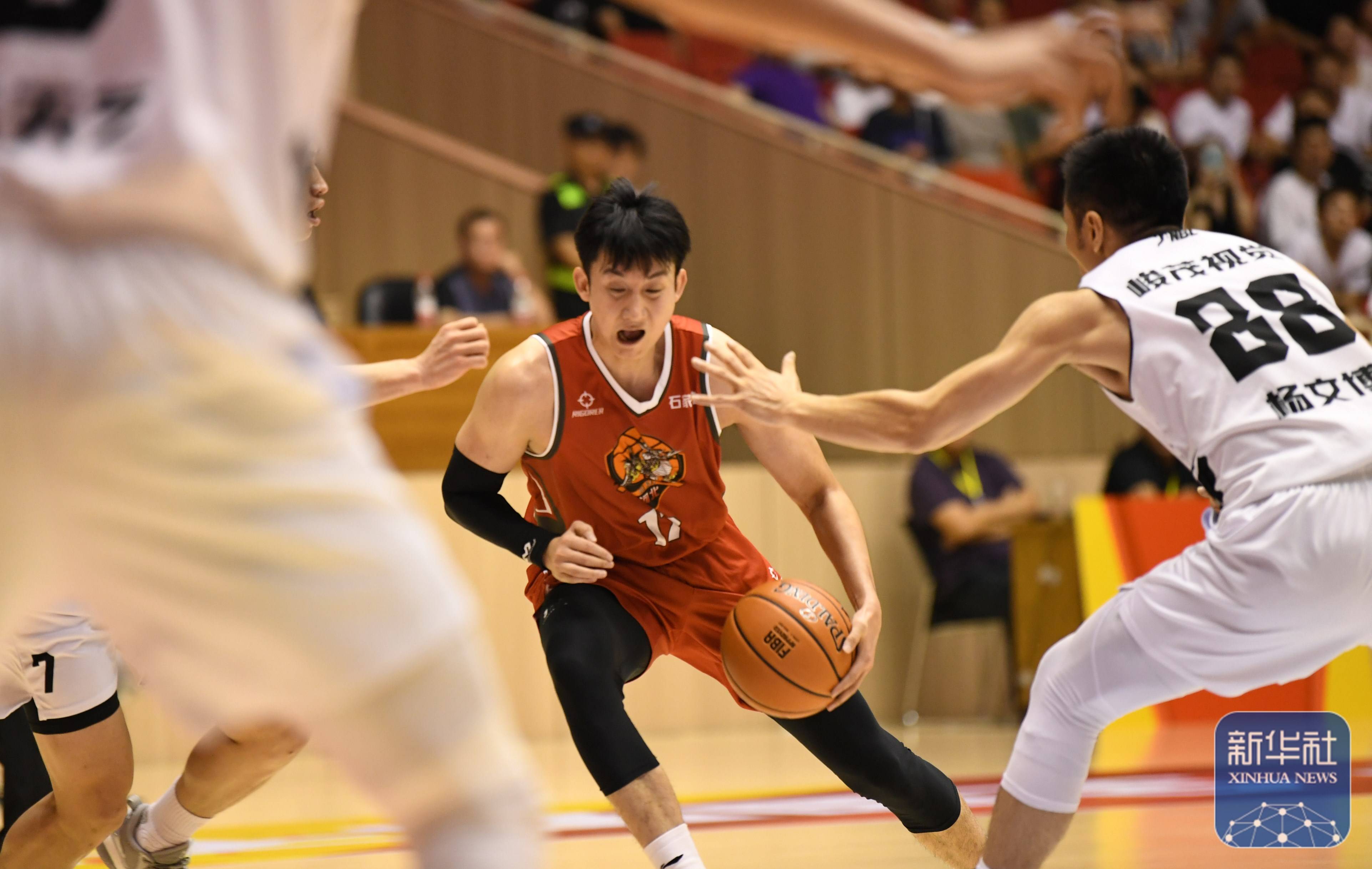 河北男篮豪取胜利，实现联赛强势崛起
