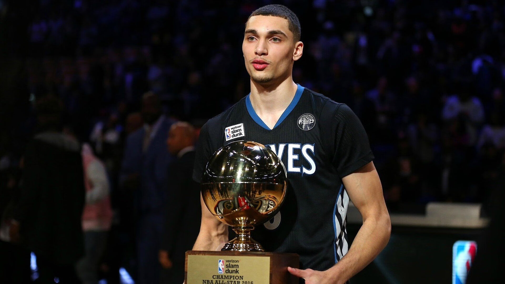 实力为证,贝恩领军黄蜂击溃热火,新一代巨星悄然崛起