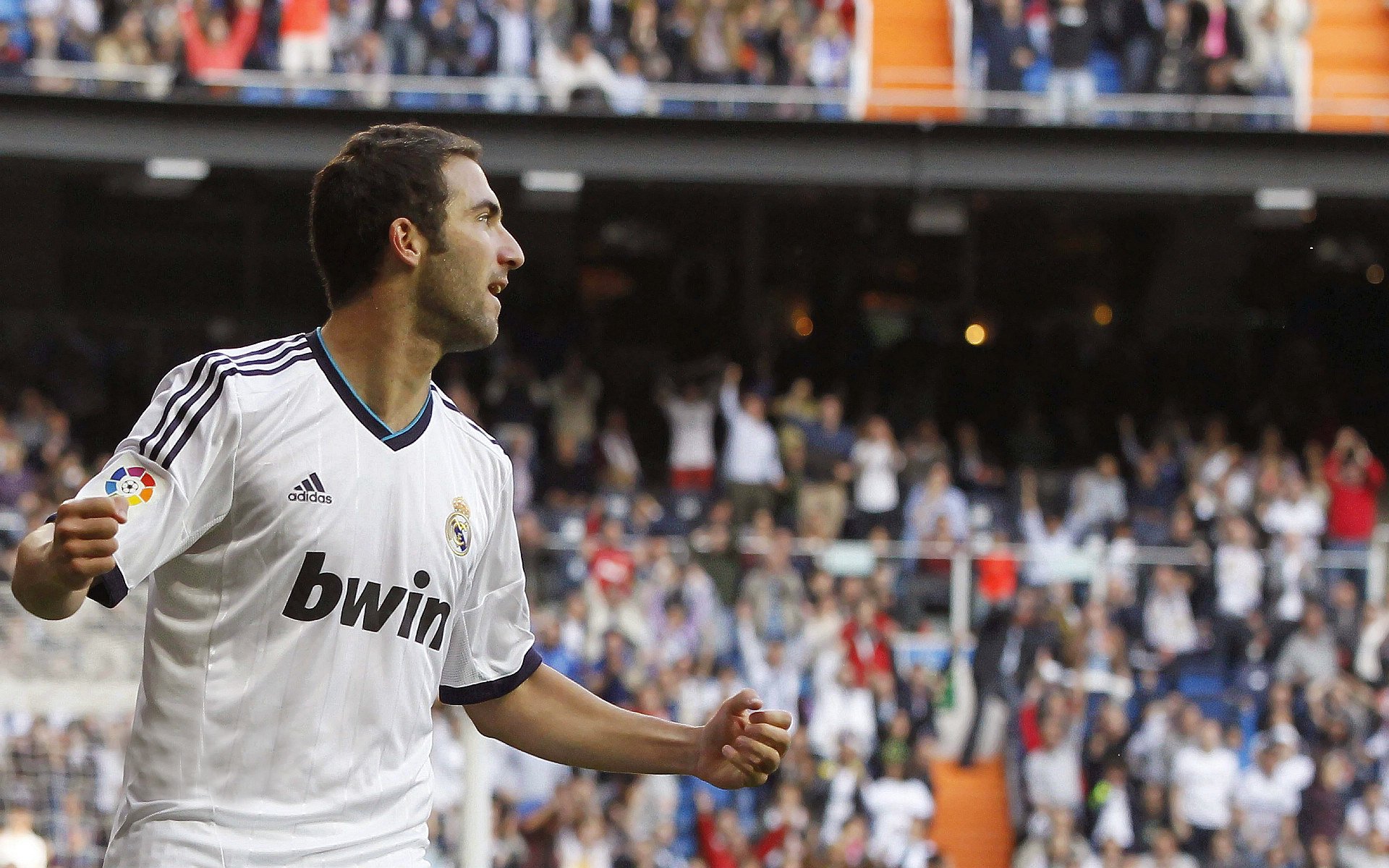 火箭强行终结广厦队，利拉德在NBA总决赛接管比赛